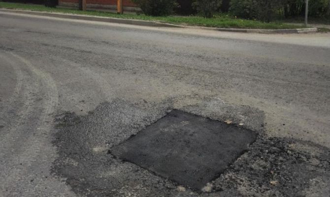 В Туле проходит ямочный ремонт дорог