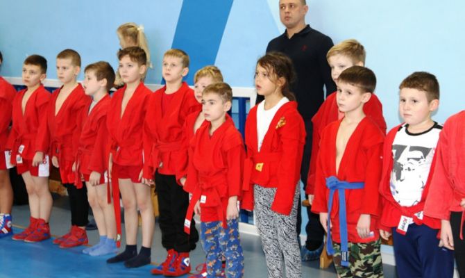 В Туле стартовал Новогодний Кубок по самбо