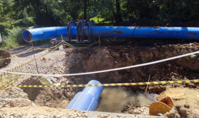 Названа дата завершения строительства магистрального водовода в Заречье