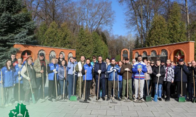 На субботник в Туле вышли около 11 тысяч человек