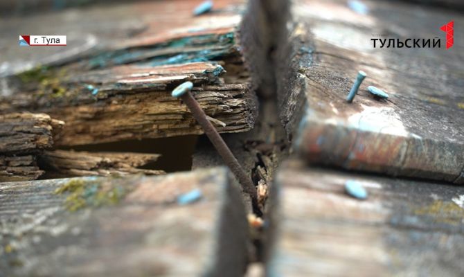 Куда обращаться тулякам, если детская площадка больше напоминает груду досок с гвоздями