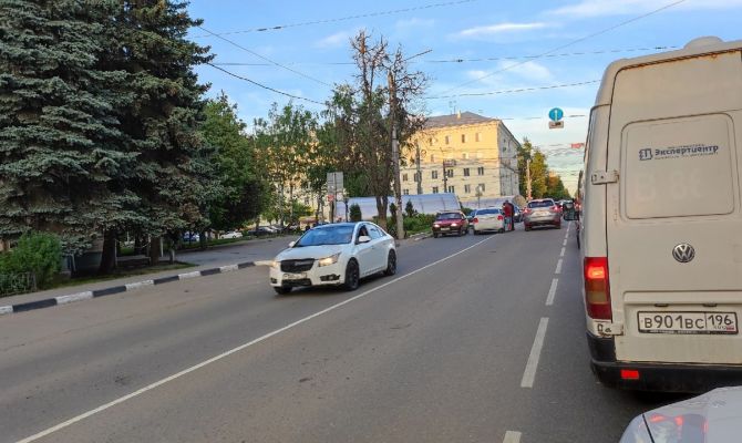 В Туле на улице Болдина произошло ДТП