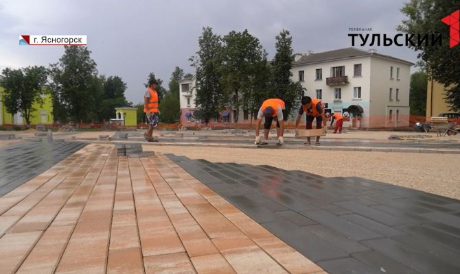 Детские площадки и ухоженный родник: в Ясногорском районе активно взялись за благоустройство