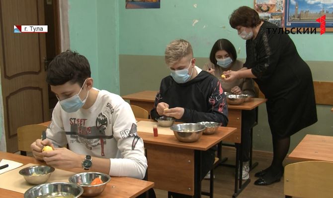 Тульские школьники могут попробовать себя в профессии еще до экзаменов