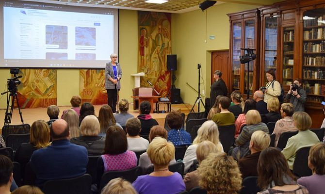 В декабре в библиотеки Тульской области можно будет записаться через «Госуслуги71»