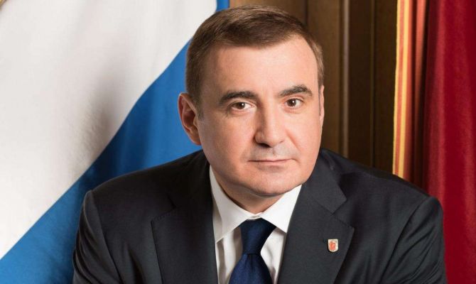 Губернатор Тульской области Алексей Дюмин отмечает День рождения