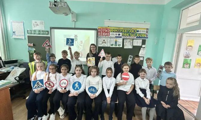 Тульские автоинспекторы прочли детям «Дядю Стёпу»