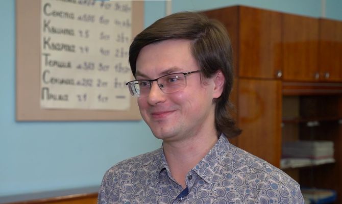 Один из лучших учителей музыки в России раскритиковал кальянных рэперов