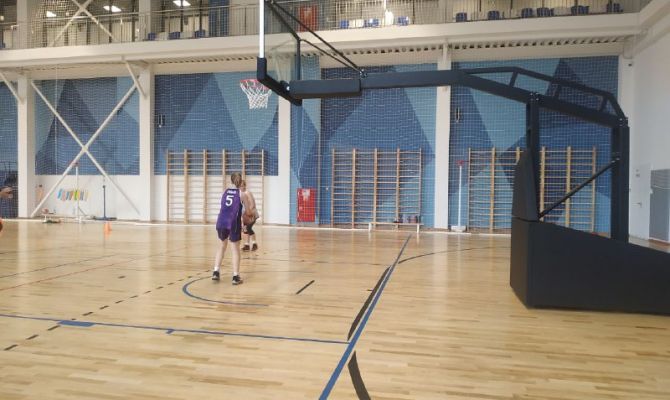 Губернатор Алексей Дюмин посетил новый ФОК "Оружейник" в Пролетарском округе