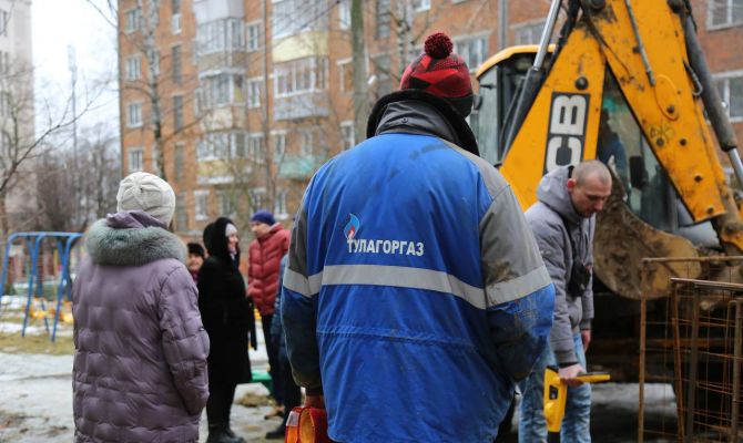 Жители против газовщиков: при строительстве ЖК «Пушкин» рабочие второй раз пытаются перекопать двор соседей