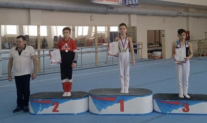 Тульские гимнасты завоевали 3 медали на первенстве ЦФО