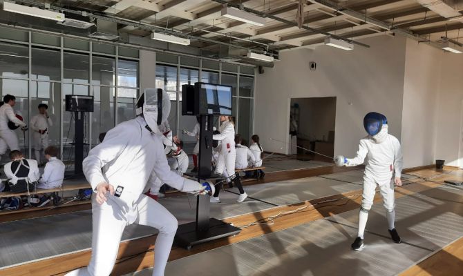 Тульские фехтовальщики получили новое оборудование для занятий