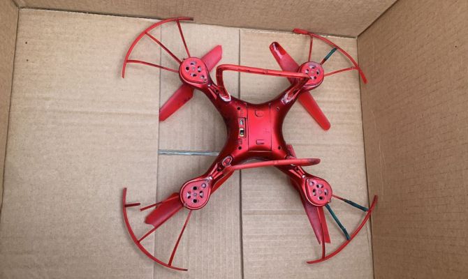 В Ефремове владелец застрявшего на дереве квадрокоптера избежит штрафа