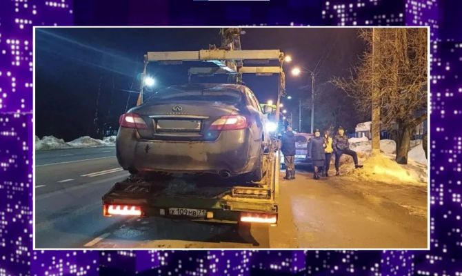 У туляка прямо на дороге за долги арестовали машину