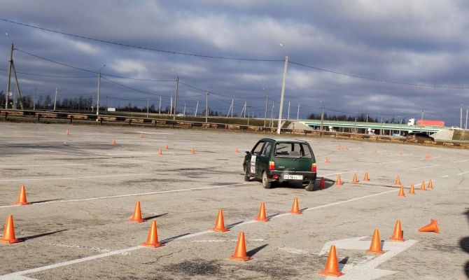 В Туле выбрали победителя III этапа чемпионата области по автомногоборью