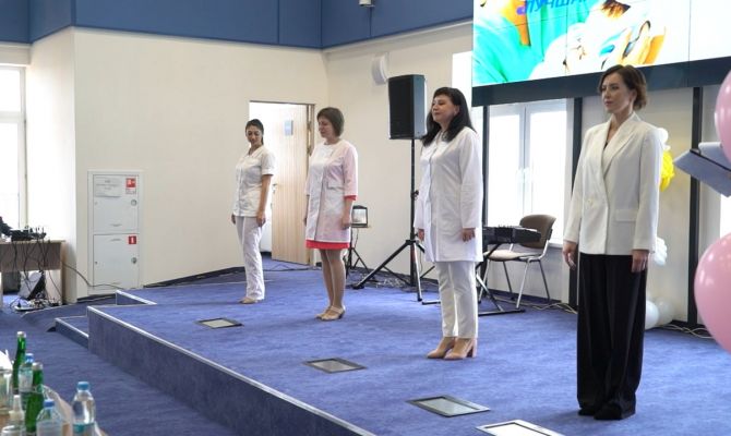 Детей приносят не аисты: в Тульской области выбрали лучшую акушерку года