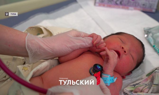 Неонатолог назвала самые опасные народные методы лечения малышей