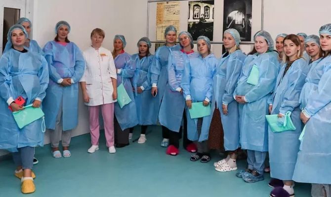 В Туле для будущих мам провели экскурсию по перинатальному центру