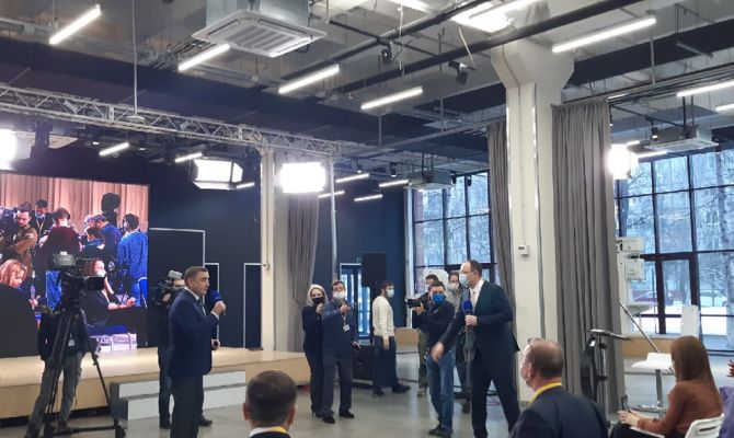 В Туле участников пресс-конференции Президента поприветствовал Алексей Дюмин