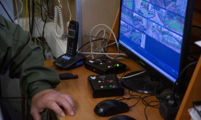 Видеонаблюдение и тревожные кнопки: как обеспечивают безопасность в тульских школах и вузах