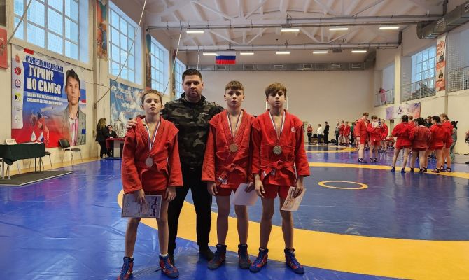 В Туле прошли отборочные соревнования по самбо