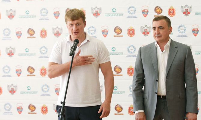 Чемпион мира по боксу Александр Поветкин приехал в Тулу