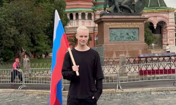 SHAMAN позвал своих фанатов на митинг у посольства США в Москве