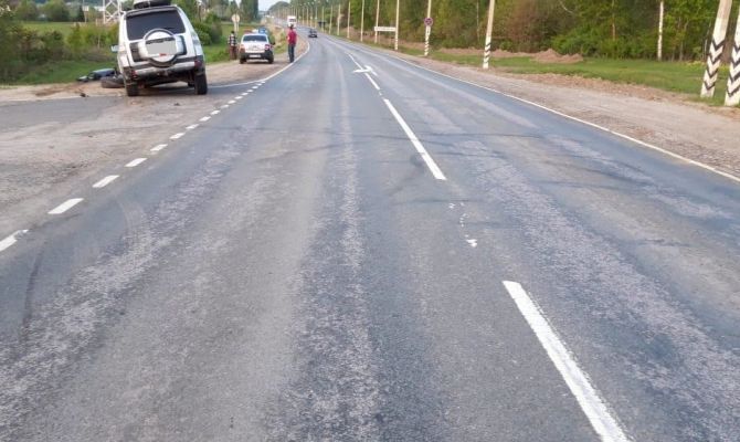 Под Тулой лихач на «Дэу Нексия» при обгоне врезался в «Мицубиси Паджеро»