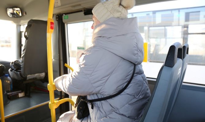 С 1 марта цена за проезд в транспорте вырастет: какие названы причины