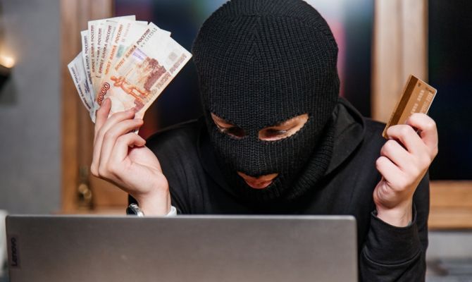 Мошенники украли у жительницы Белева 78 тысяч рублей