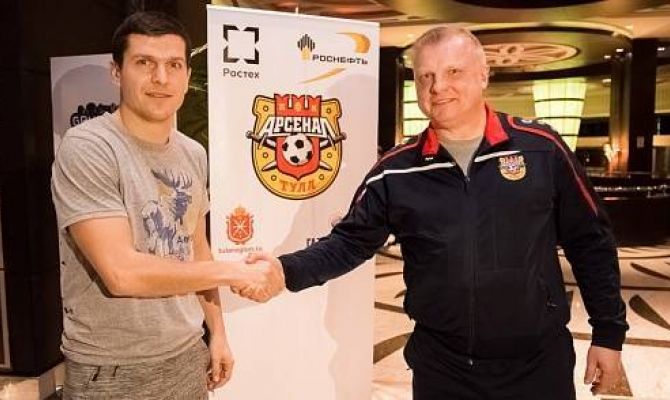 Александру Бурчану будет играть в "Арсенале"