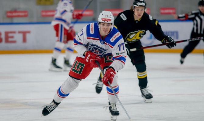 Тульский АКМ по буллитам победил "Дизель"