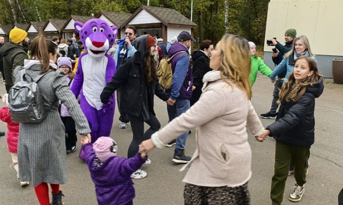 Богатырские забавы и шоу мыльных пузырей: в Центральном парке Тулы отметили День отца