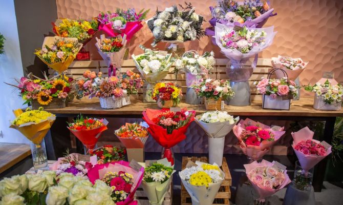 Какой букет подарить 1 сентября и в какую сумму он обойдется