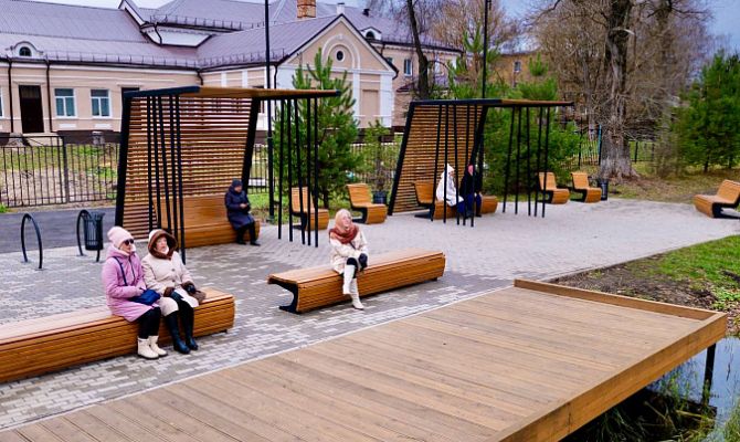 В Богородицке завершили благоустройство зоны отдыха на набережной
