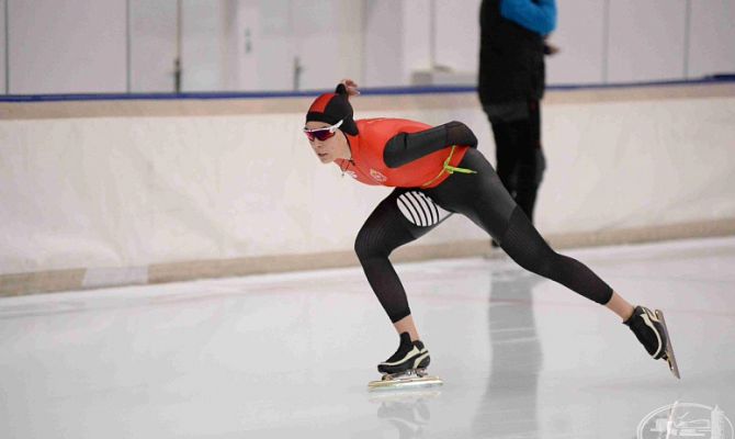 Тулячка вошла в ТОП-10 на международных соревнованиях по конькобежному спорту