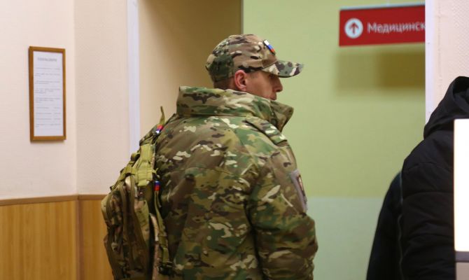 В Туле судебные приставы незаконно арестовали счета участника СВО