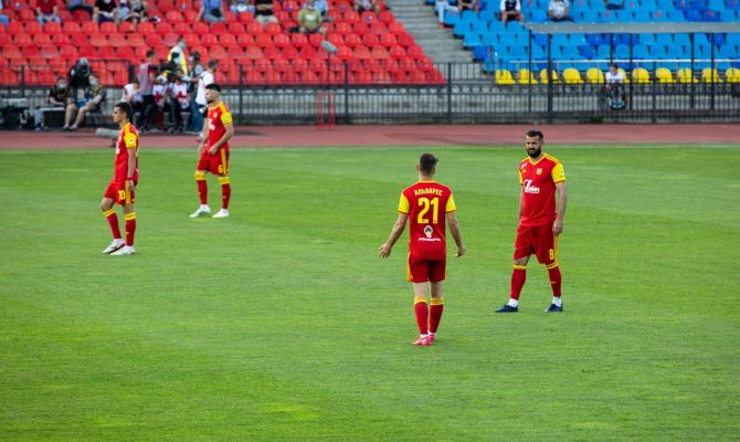 "Арсенал" проиграл "Рубину" со счетом 3:1