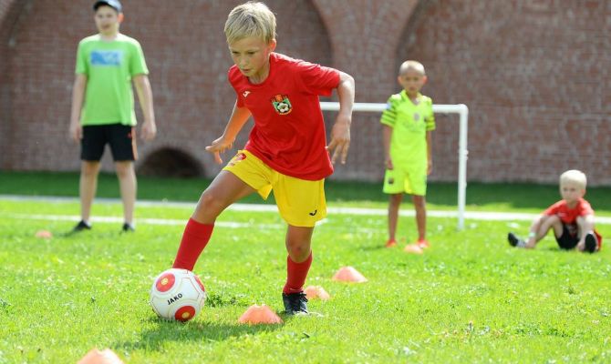 Юные футболисты могут попасть в "Арсенал"