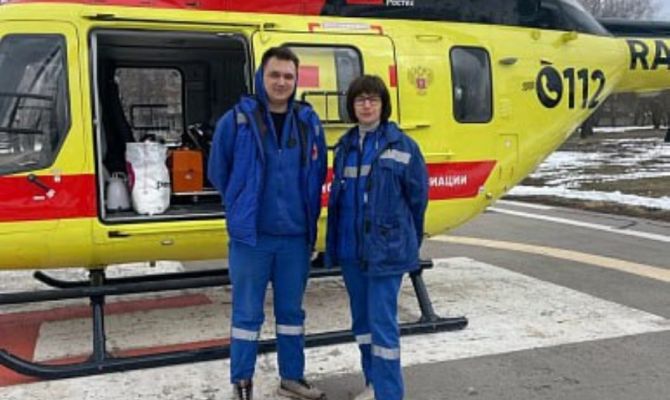 75-летнюю жительницу Суворова доставили в больницу на вертолете