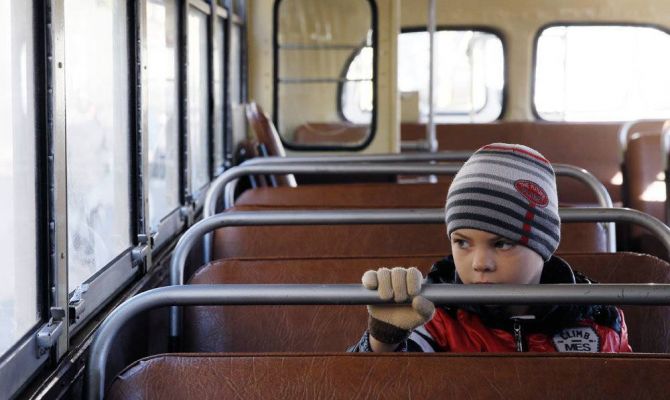 Школьников запретят возить на старых автобусах