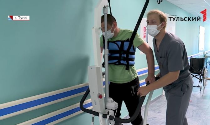 В Туле уникальные методики помогают ставить на ноги пациентов с нарушением центральной нервной системы