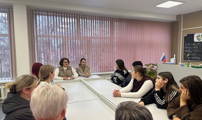 Детский омбудсмен помирила школьниц после травли в Веневе