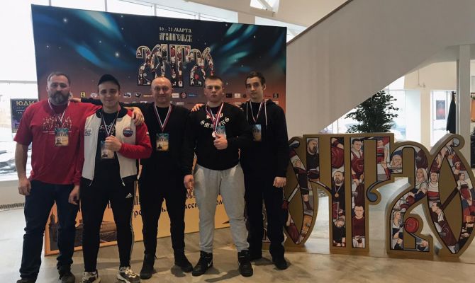 Туляки стали призерами на чемпионате России по троеборью