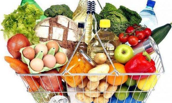 В потребительскую корзину россиян могут добавить мясо и рыбу