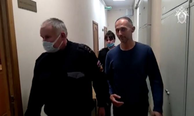 Появилось видео стрелка-дебошира из поезда «Москва - Адлер»