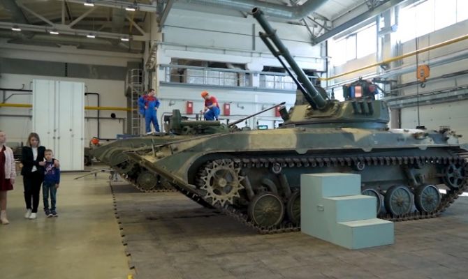 За год 5 тысяч туляков пришли работать на оборонные предприятия