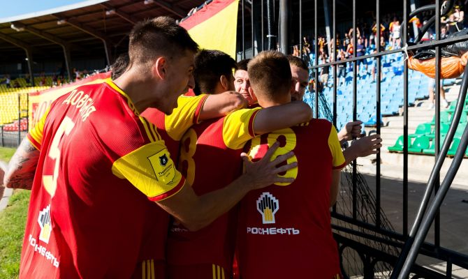 "Арсенал" вырвался вперед в матче против "Урала"