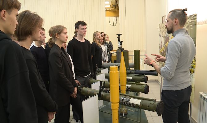 «Неделя без турникетов»: Тулаточмаш открыл двери для школьников