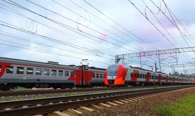 На МЖД перевезено почти 600 млн пассажиров и 57 млн тонн грузов за 10 месяцев